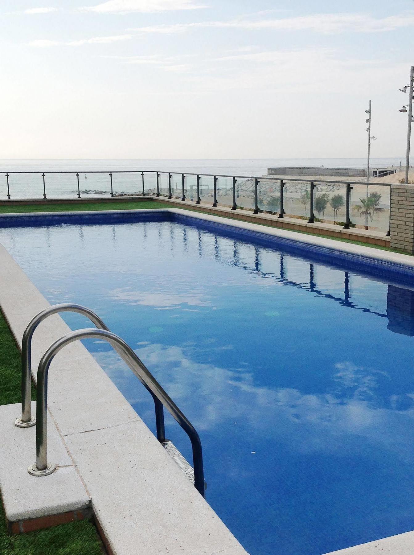 Alcam Badalona Playa Norte Exterior foto